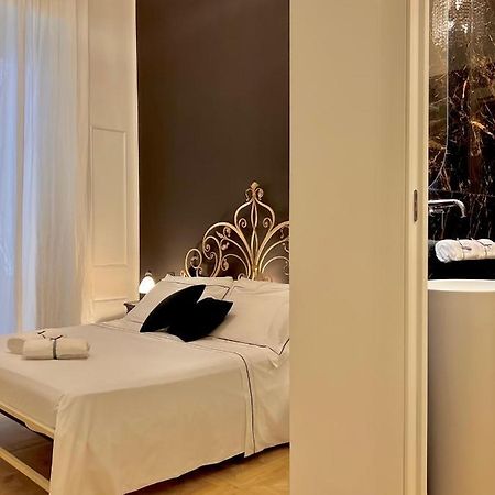 Fiorentine Relais Naples Luaran gambar